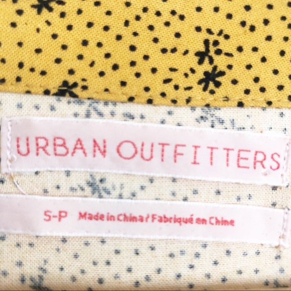 Urban Outfitters Kelsey Floral Button Front Top Sm - Picture 6 of 8